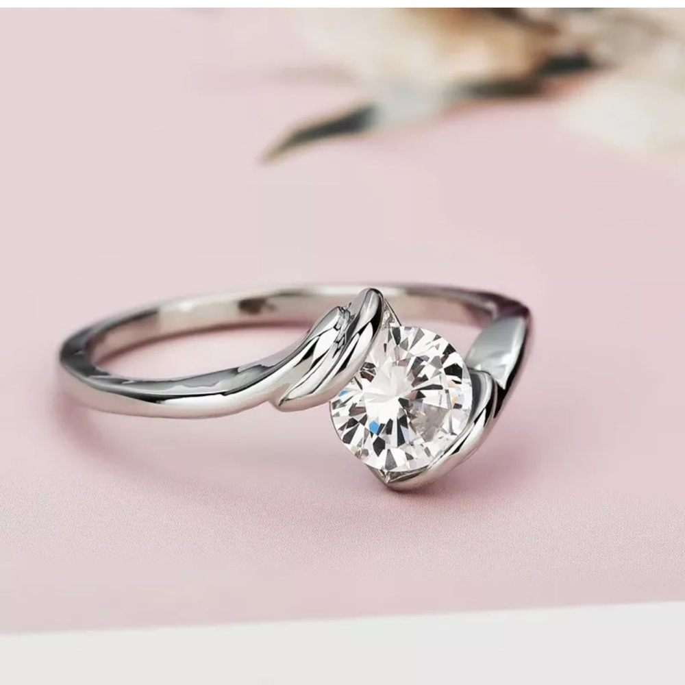 925Silver Rings Round Cut White Sapphire Ring - Picture 4 of 6